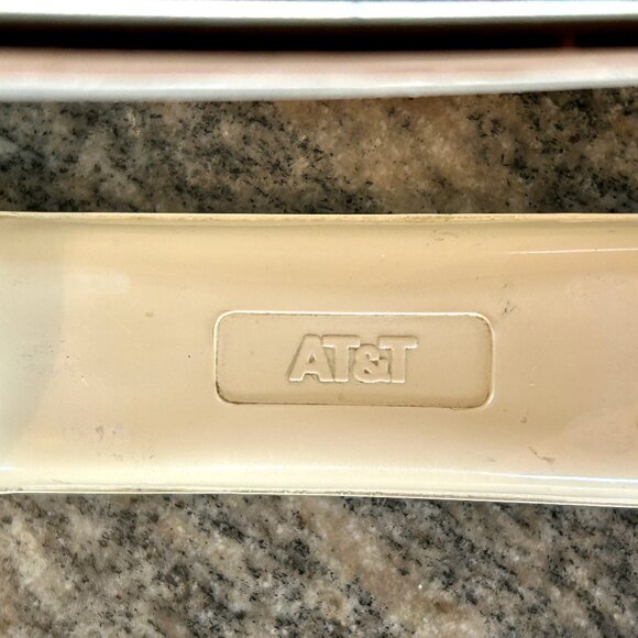 Vintage Western Electric Bell System Touch Tone Desk Telephone Beige 2500DM - Picture 8 of 10